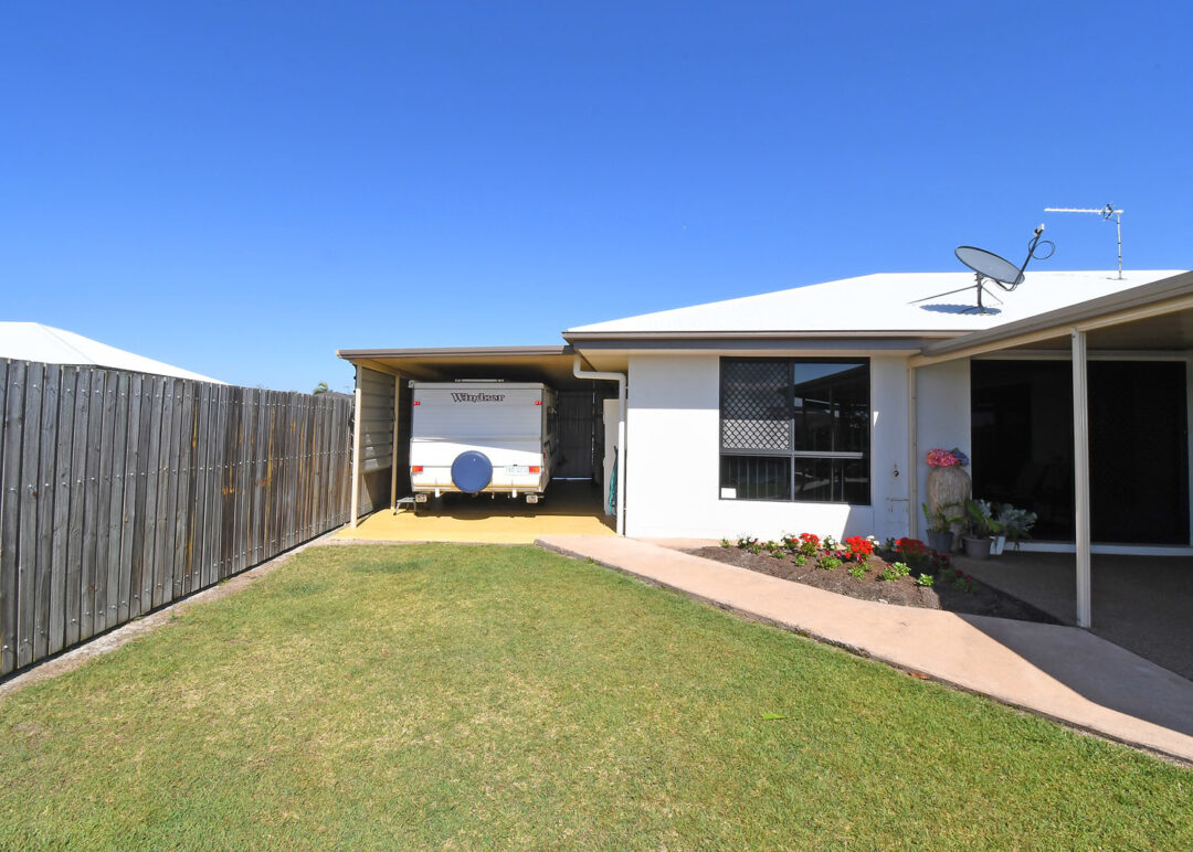 53 Endeavour Way, Eli Waters, QLD 4655 AUS