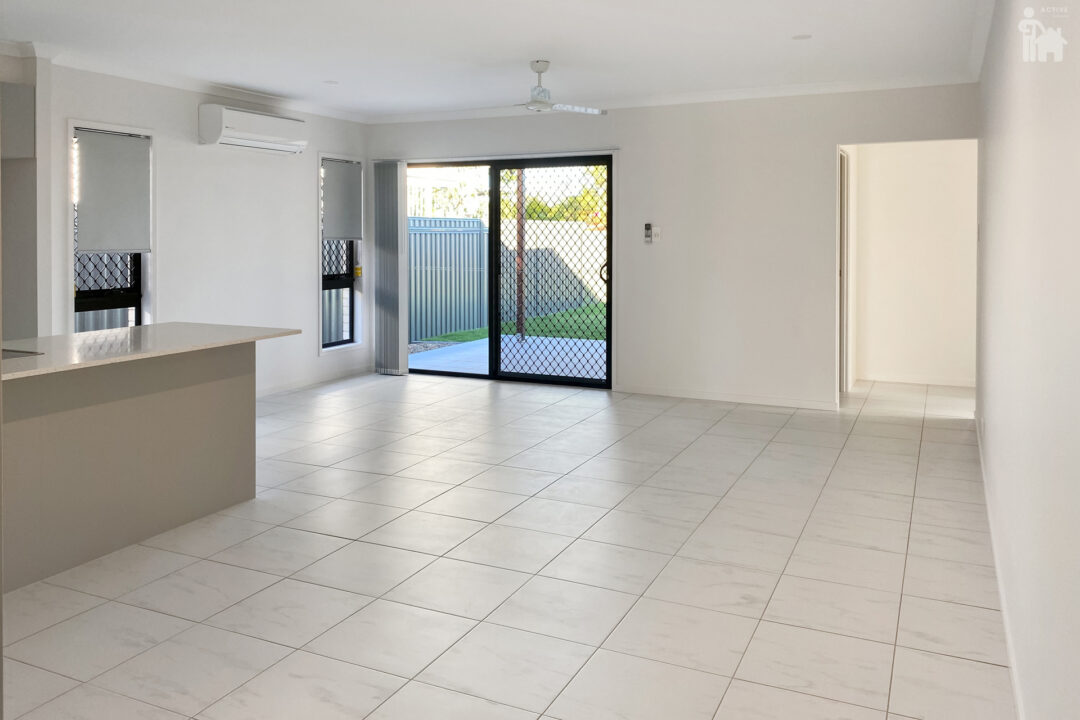 14 Satinwood Avenue, Urraween, QLD 4655 AUS