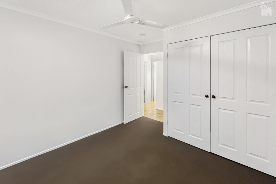 18 Sunset Crescent, Torquay, QLD 4655 AUS
