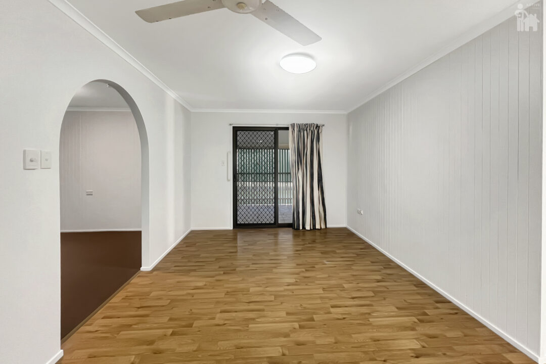 18 Sunset Crescent, Torquay, QLD 4655 AUS