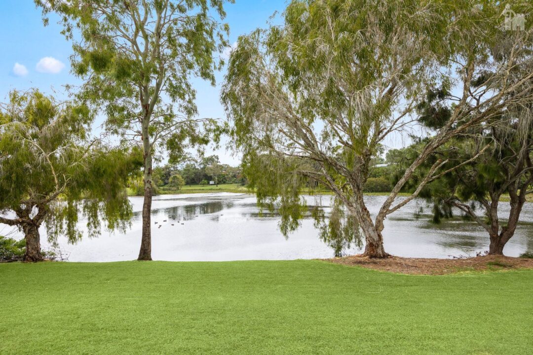 35 Jonwest Close, Torquay, QLD 4655 AUS