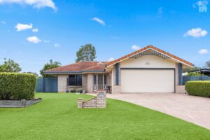 35 Jonwest Close, Torquay, QLD 4655 AUS
