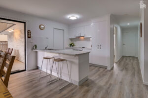 9 Sailaway Court, Eli Waters, QLD 4655 AUS