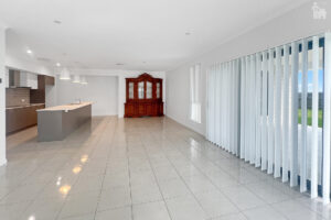 8 Peppermint Circuit, Nikenbah, QLD 4655 AUS