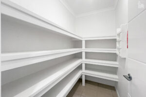 8 Peppermint Circuit, Nikenbah, QLD 4655 AUS