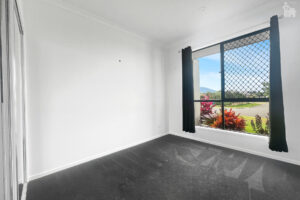 8 Peppermint Circuit, Nikenbah, QLD 4655 AUS