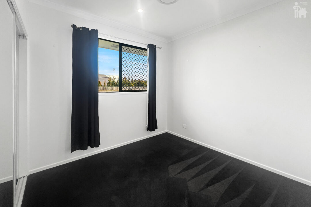 8 Peppermint Circuit, Nikenbah, QLD 4655 AUS
