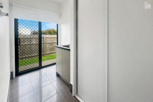 8 Peppermint Circuit, Nikenbah, QLD 4655 AUS