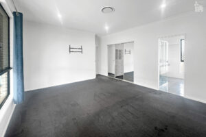 8 Peppermint Circuit, Nikenbah, QLD 4655 AUS
