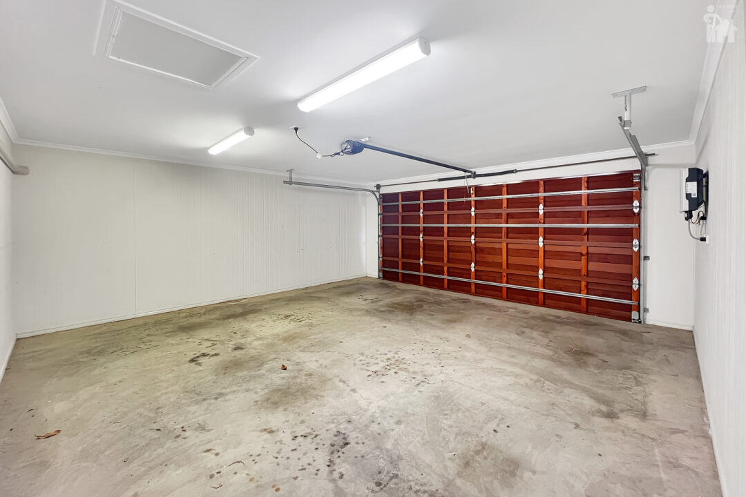 2/11 Lockerbie Street, Kawungan, QLD 4655 AUS