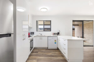 26 Larissa Way, Urangan, QLD 4655 AUS
