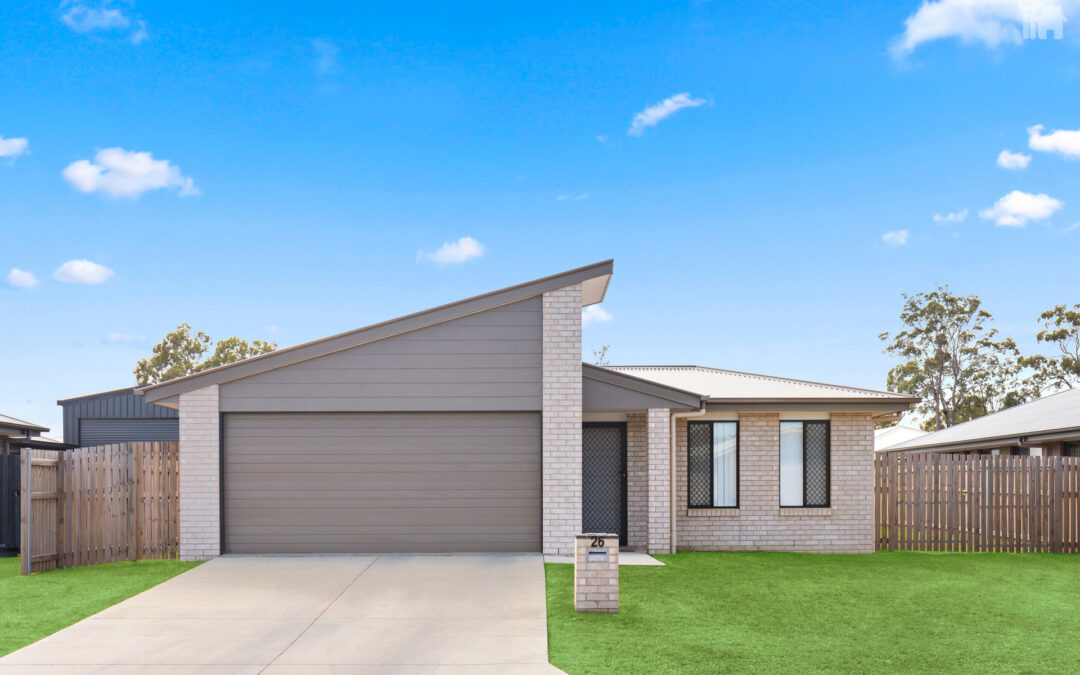 26 Larissa Way, Urangan, QLD 4655