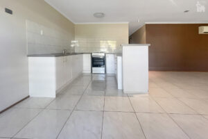 6 Debra Court, Urangan, QLD 4655 AUS