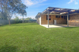 6 Debra Court, Urangan, QLD 4655 AUS