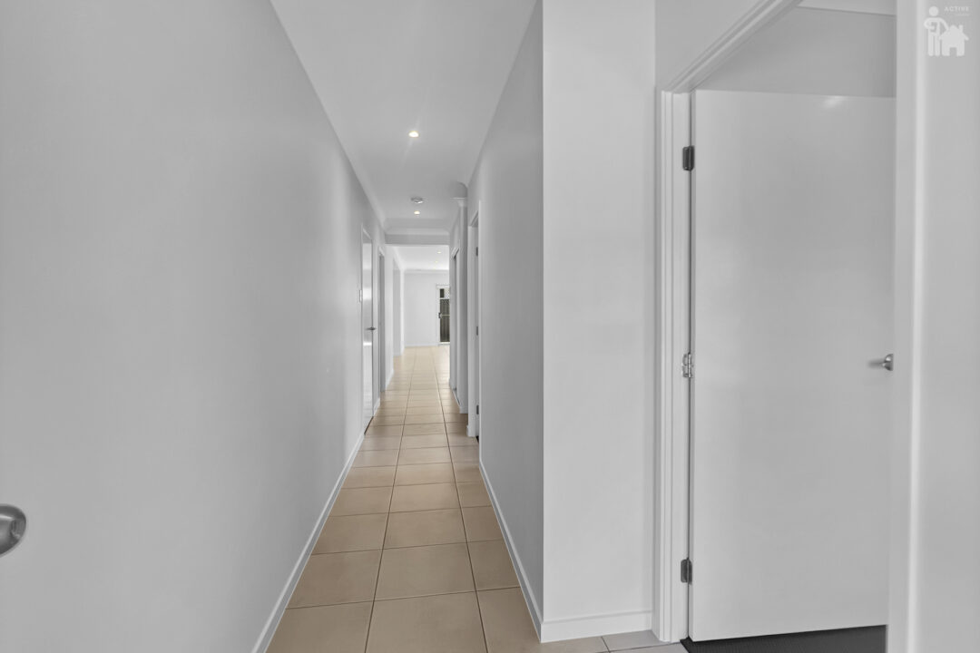 54 Seagull Circuit, Point Vernon, QLD 4655 AUS