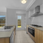 54 Seagull Circuit, Point Vernon, QLD 4655