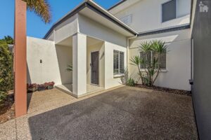 45/230 Pulgul Street, Urangan, QLD 4655 AUS