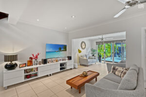 45/230 Pulgul Street, Urangan, QLD 4655 AUS