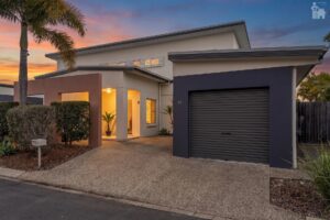 45/230 Pulgul Street, Urangan, QLD 4655 AUS