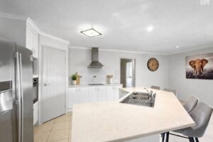27 Louise Drive, Burrum Heads, QLD 4659 AUS