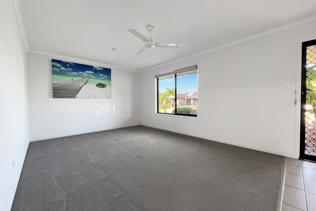 7 Red Gum Court, Urraween, QLD 4655 AUS