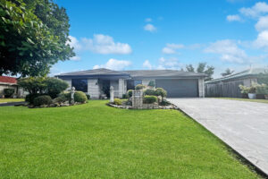 7 Red Gum Court, Urraween, QLD 4655 AUS