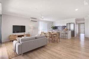 6 Ponting Way, Urangan, QLD 4655 AUS