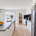 6 Ponting Way, Urangan, QLD 4655
