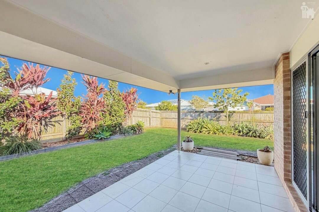 35 Santa Maria Avenue, Urraween, QLD 4655 AUS