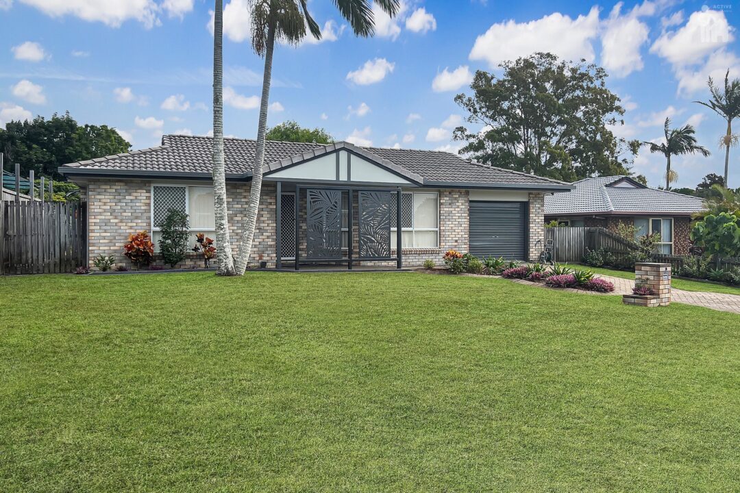 8 Masters Court, Urraween, QLD 4655 AUS