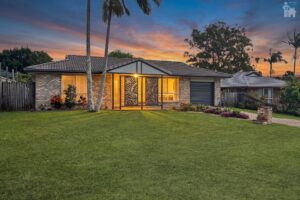 8 Masters Court, Urraween, QLD 4655 AUS