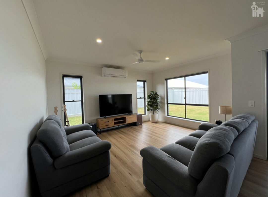84 Martin Street, Point Vernon, QLD 4655 AUS