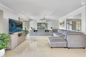 27 Louise Drive, Burrum Heads, QLD 4659 AUS