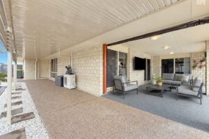 27 Louise Drive, Burrum Heads, QLD 4659 AUS