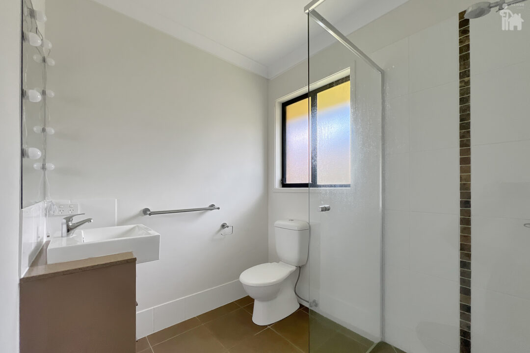 4 Mandi Court, Urraween, QLD 4655 AUS
