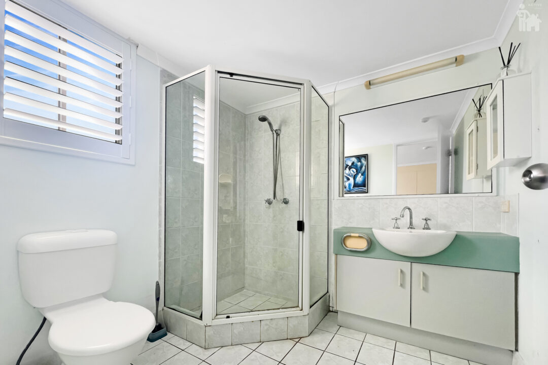 27/386 Esplanade, Torquay, QLD 4655 AUS