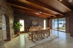 89 Esplanade, Point Vernon, QLD 4655 AUS