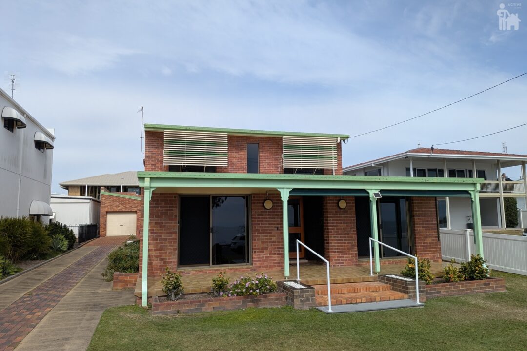 89 Esplanade, Point Vernon, QLD 4655 AUS