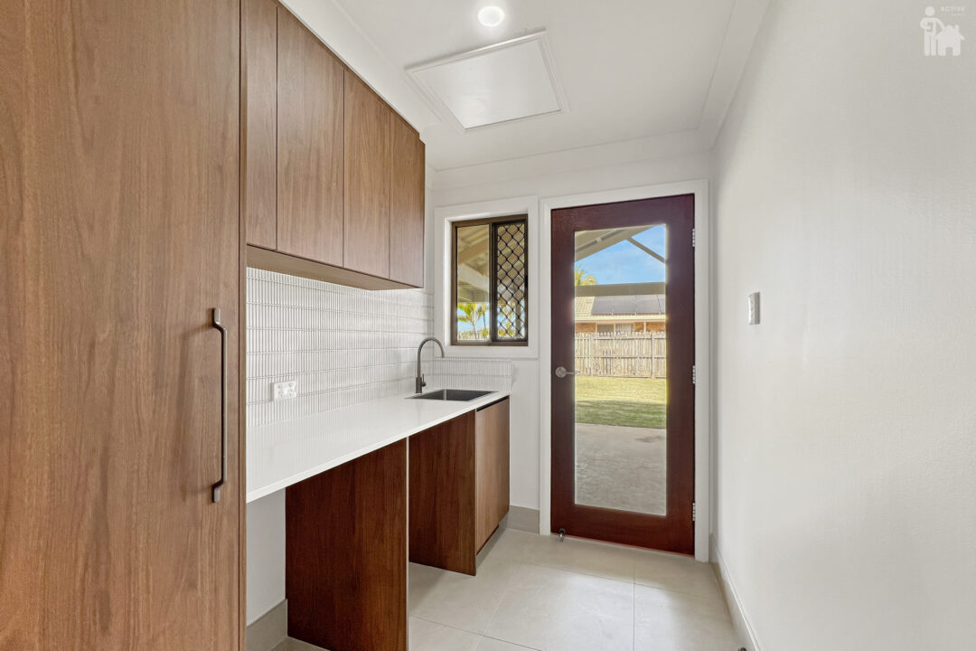28 Royal Drive, Kawungan, QLD 4655 AUS