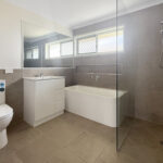 8 Holly Road, Wondunna, QLD 4655