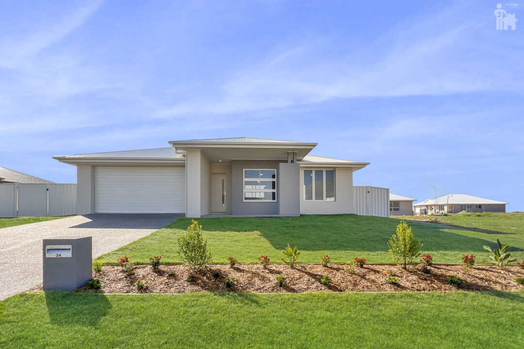 24 Mataranka Circuit, Nikenbah, QLD 4655 AUS