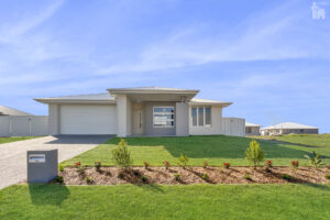 24 Mataranka Circuit, Nikenbah, QLD 4655 AUS