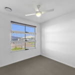 24 Mataranka Circuit, Nikenbah, QLD 4655