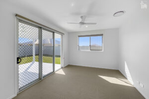 24 Mataranka Circuit, Nikenbah, QLD 4655 AUS