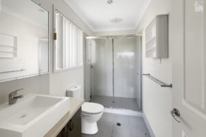 18 Bounty Circuit, Eli Waters, QLD 4655 AUS