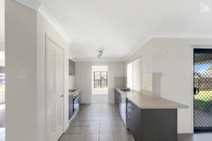 18 Bounty Circuit, Eli Waters, QLD 4655 AUS