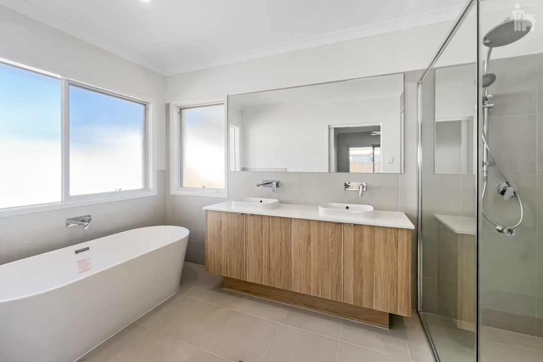 32 West Spring Way, Nikenbah, QLD 4655 AUS