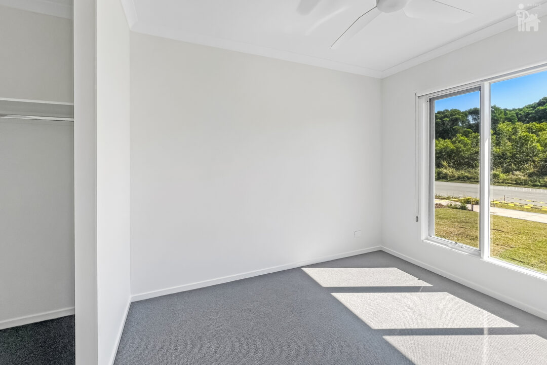 32 West Spring Way, Nikenbah, QLD 4655 AUS