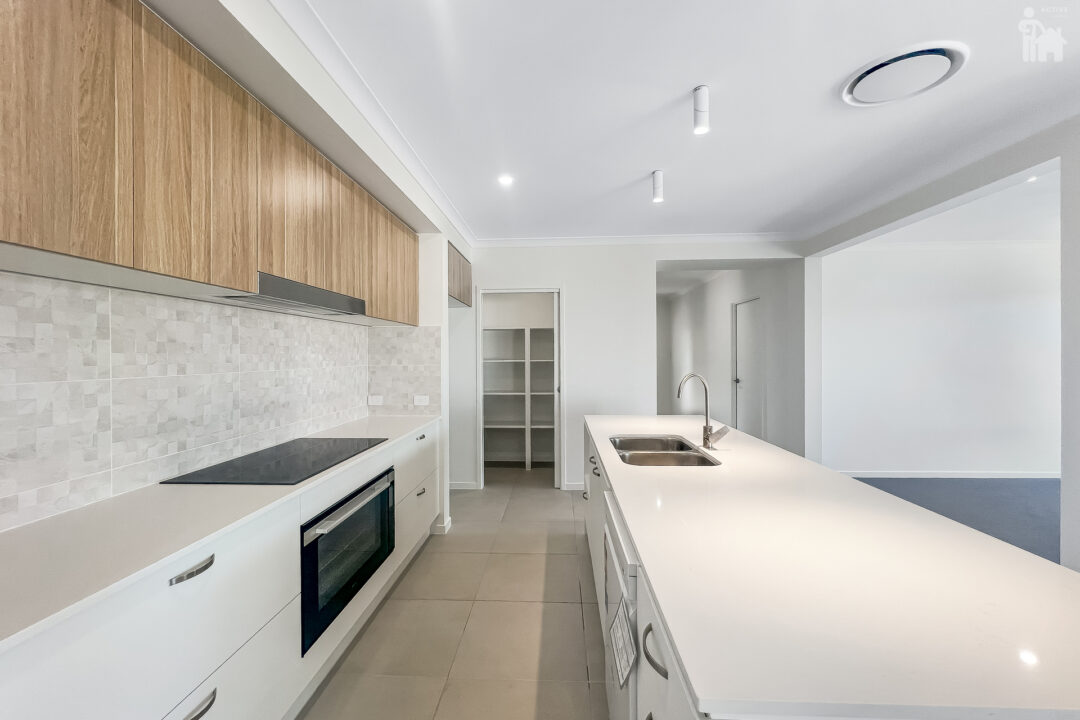 32 West Spring Way, Nikenbah, QLD 4655 AUS
