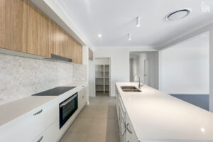 32 West Spring Way, Nikenbah, QLD 4655 AUS